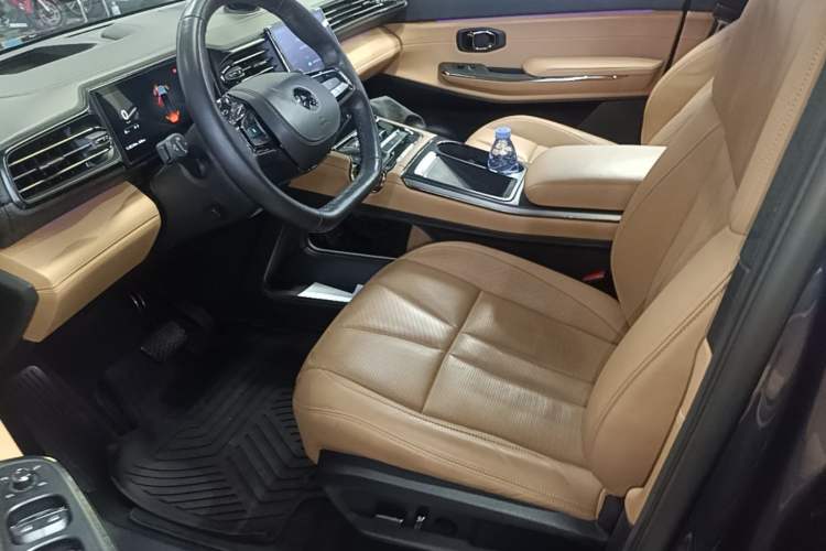 Used Nio ES8 2020 580 km Range Signature Edition Six-Seater Version Left Front Seat