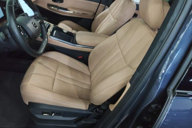 Used Nio ES8 2020 415 km Range 6-Seater Version Left Front Seat