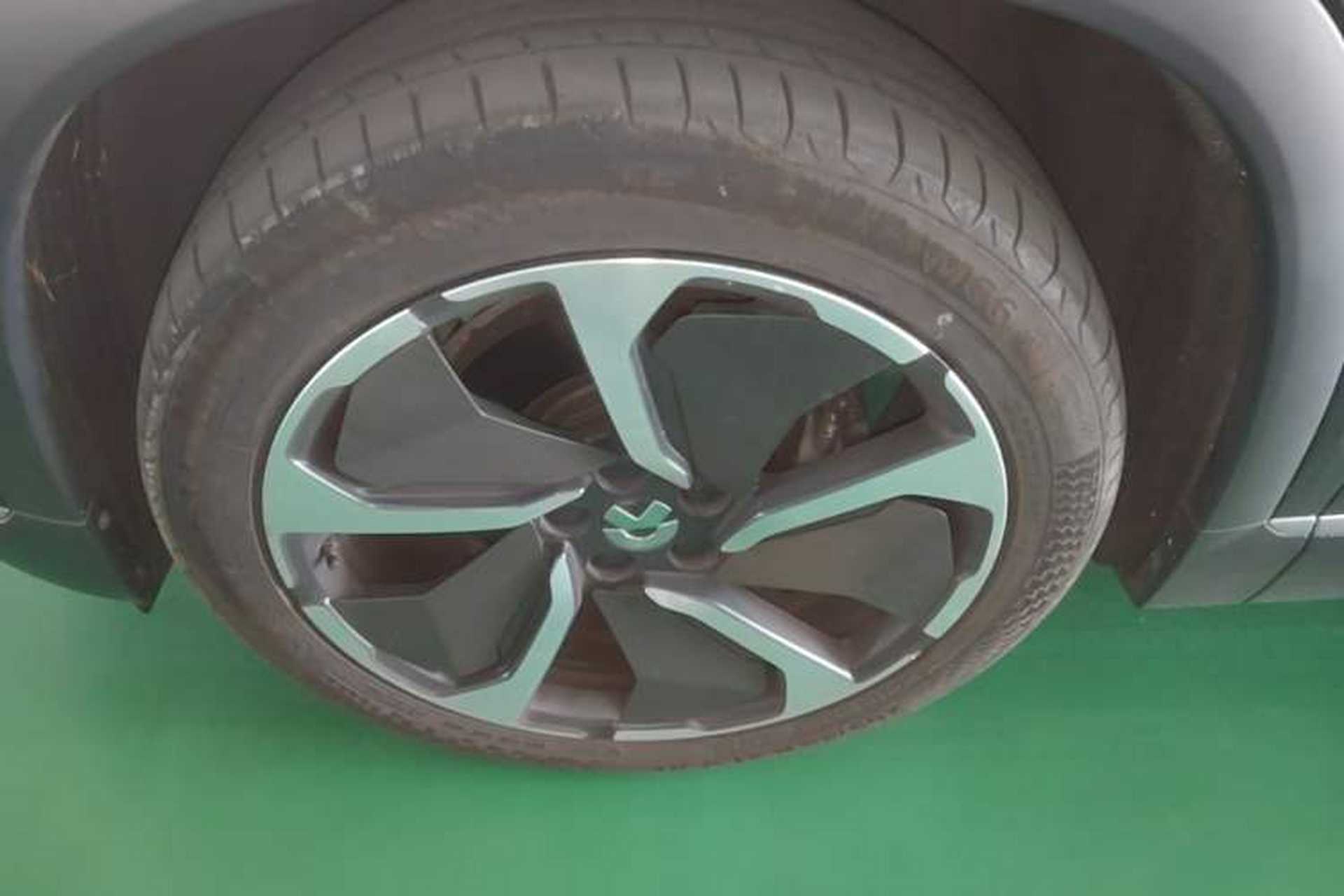 Used Nio ES8 2020 415 km Signature Edition 6-Seater Version Left Front Wheel Hub