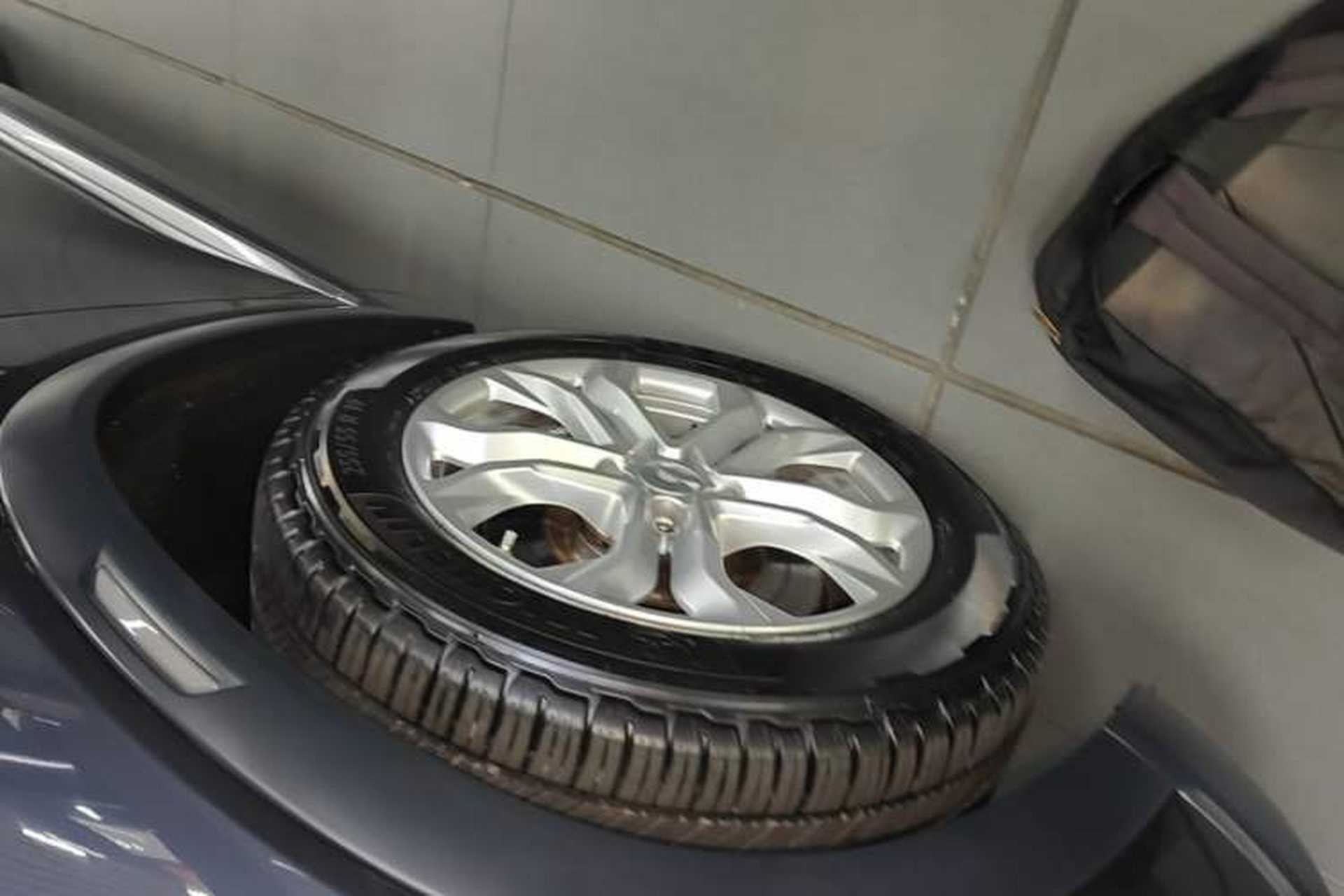Used Nio ES8 2020 580 km Range Six-Seater Version Left Front Wheel Hub