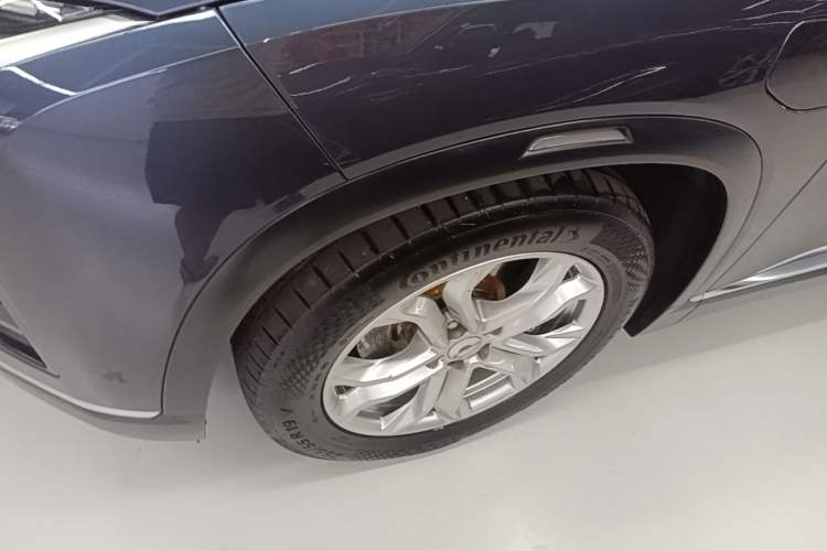 Used Nio ES8 2020 580 km Range Six-Seater Version Left Front Wheel Hub