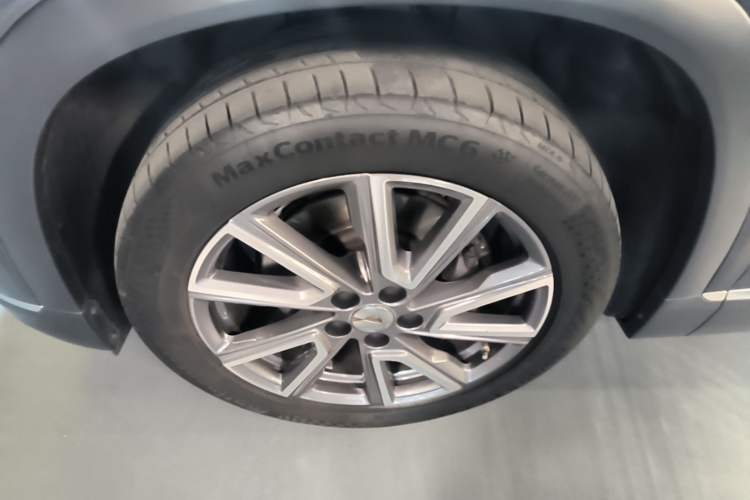 Used Nio ES8 2020 580 km Range Six-Seater Version Left Front Wheel Hub