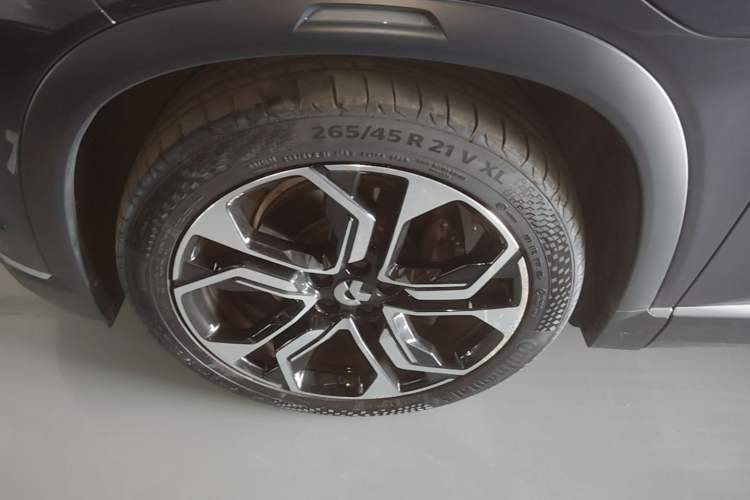 Used Nio ES8 2020 415 KM Signature Edition 7-Seater Version Left Front Wheel Hub