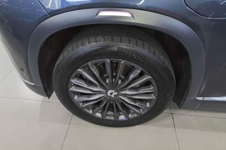 Used Nio ES8 2020 415 km Range 6-Seater Version Left Front Wheel Hub