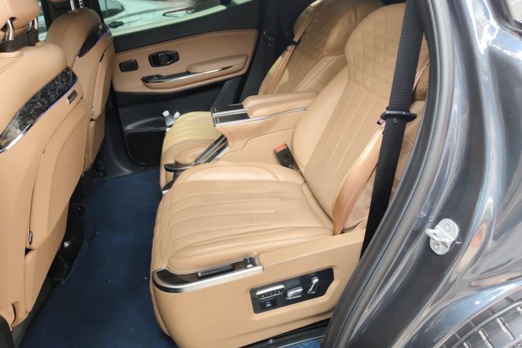 Used Nio ES8 2020 415 KM Signature Edition 7-Seater Version Left Rear Seat
