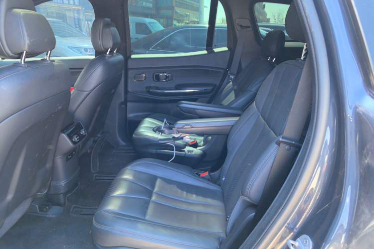 Used Nio ES8 2020 415 km Signature Edition 6-Seater Version Left Rear Seat