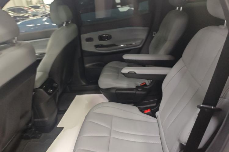 Used Nio ES8 2020 580 km Range Six-Seater Version Left Rear Seat