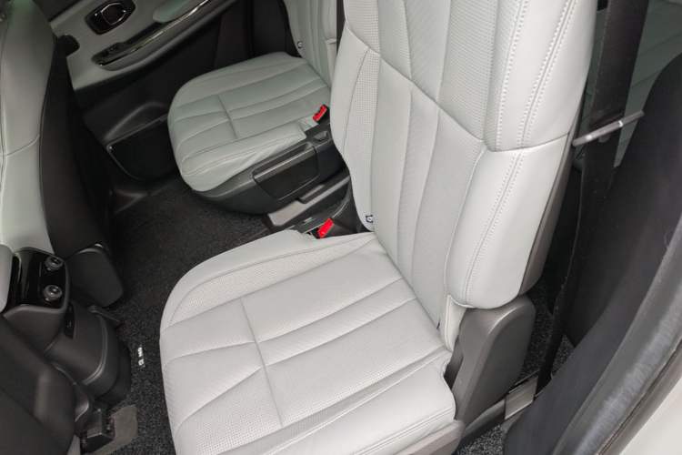 Used Nio ES8 2020 580 km Range Six-Seater Version Left Rear Seat