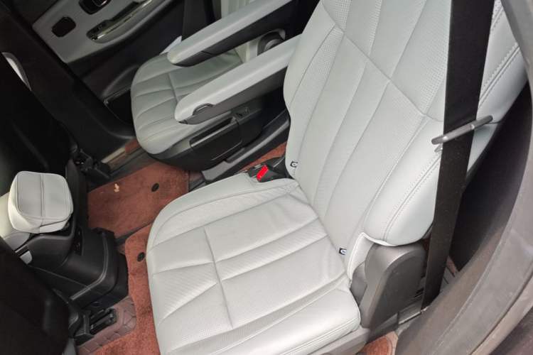 Used Nio ES8 2020 415 km Range 6-Seater Version Left Rear Seat