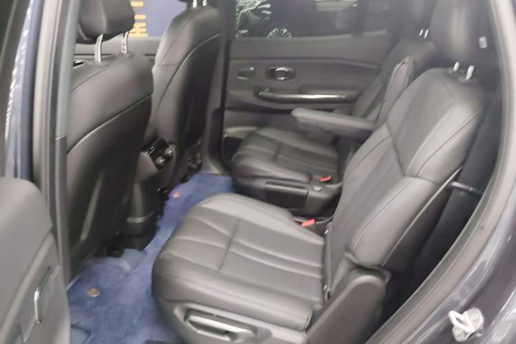 Used Nio ES8 2020 450 km Range 6-Seater Version Left Rear Seat