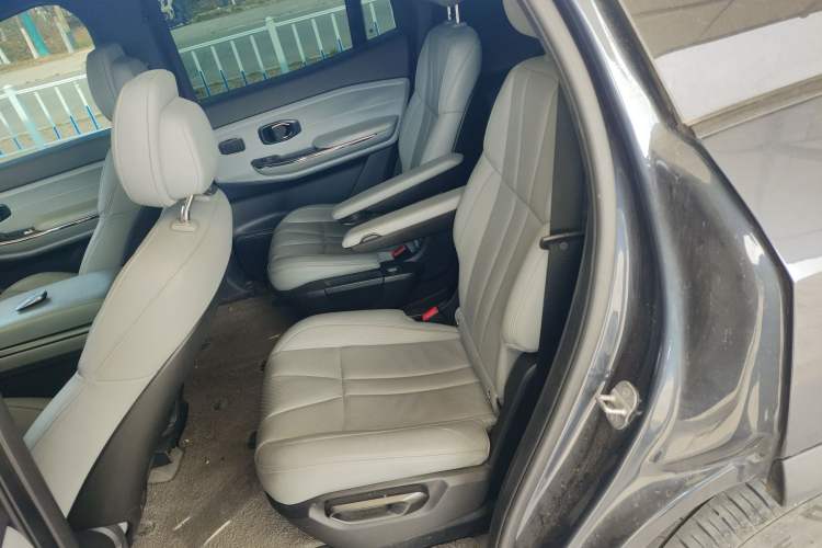 Used Nio ES8 2020 450 km Range 6-Seater Version Left Rear Seat