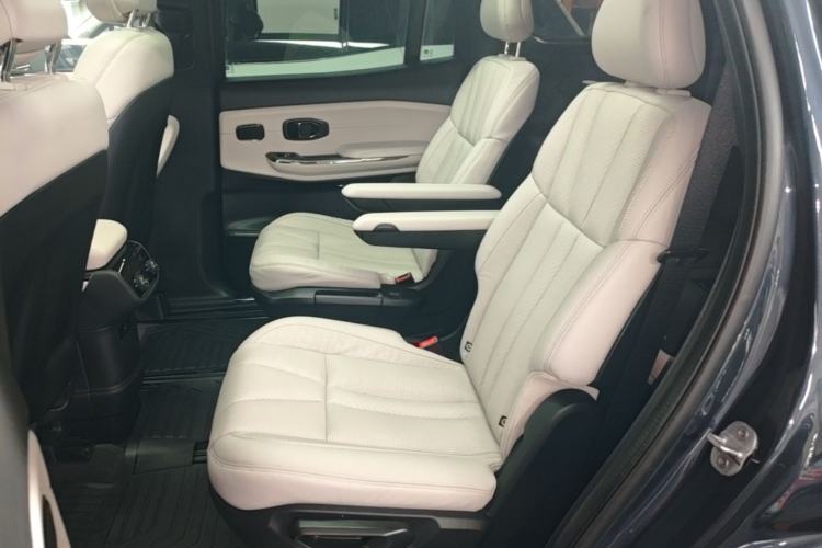 Used Nio ES8 2020 580 km Range Six-Seater Version Left Rear Seat