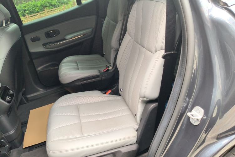 Used Nio ES8 2020 415 km Signature Edition 6-Seater Version Left Rear Seat