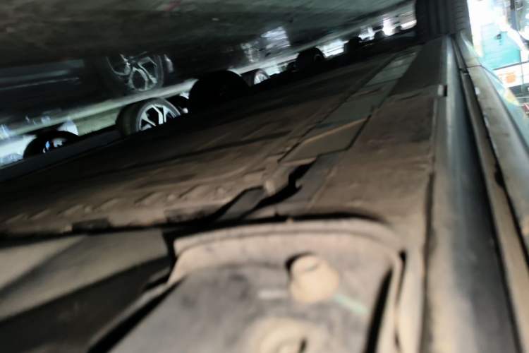 Used Nio ES8 2020 415 km Signature Edition 6-Seater Version Left Side Sill