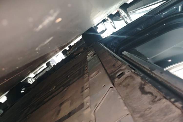 Used Nio ES8 2020 580 km Range Six-Seater Version Left Side Sill