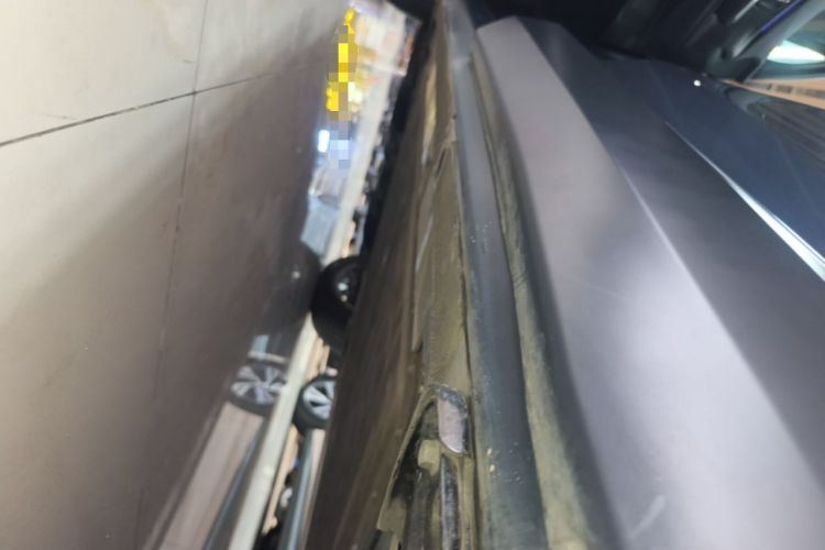 Used Nio ES8 2020 415 km Range 6-Seater Version Left Side Sill