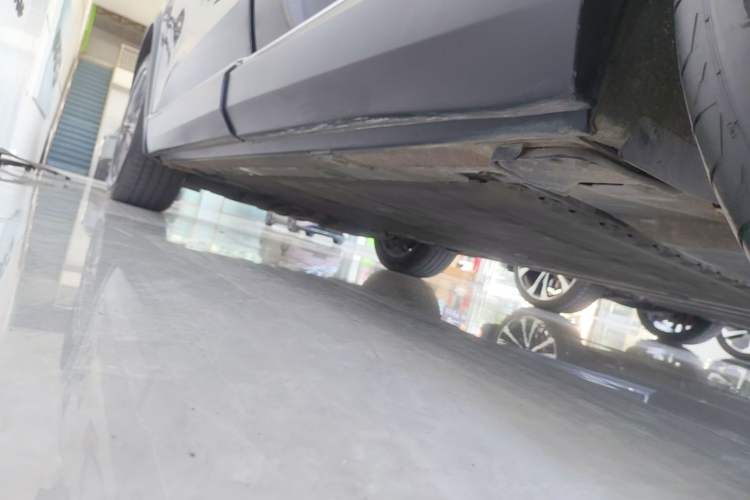 Used Nio ES8 2020 415 km Range 6-Seater Version Left Side Sill