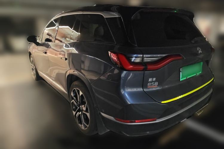 Used Nio ES8 2020 580 km Range Signature Edition Six-Seater Version Rear Left 45 Deg