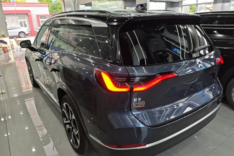 Used Nio ES8 2020 415 KM Signature Edition 7-Seater Version Rear Left 45 Deg