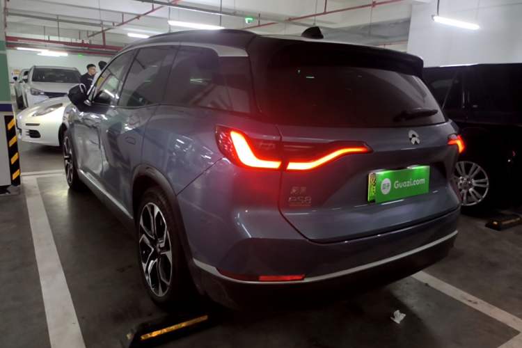 Used Nio ES8 2020 580 km Range Signature Edition Six-Seater Version Rear Left 45 Deg