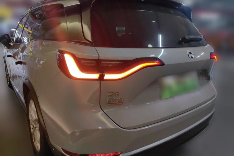 Used Nio ES8 2020 415 km Range 7-Seater Version Rear Left 45 Deg