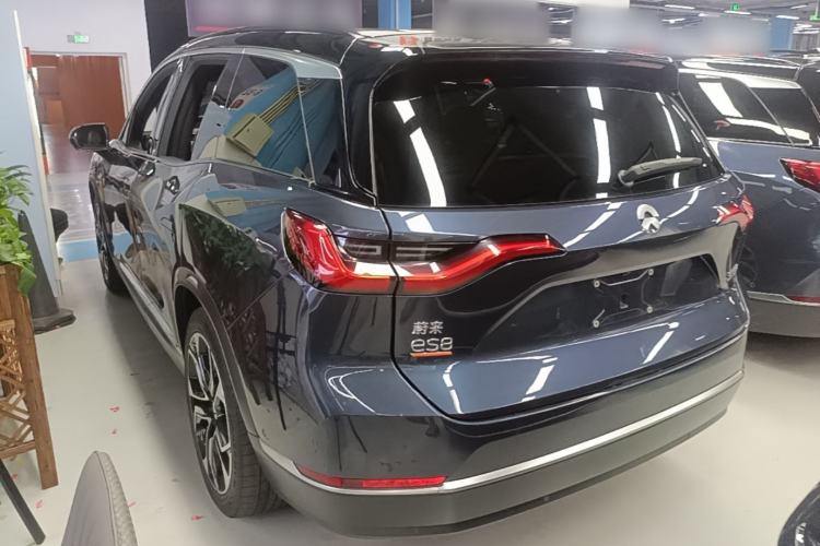 Used Nio ES8 2020 580 km Range Signature Edition Six-Seater Version Rear Left 45 Deg