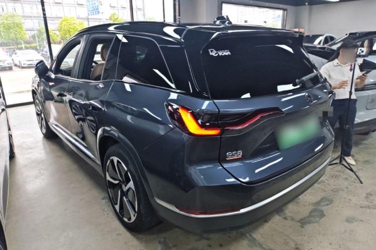 Used Nio ES8 2020 415 km Signature Edition 6-Seater Version Rear Left 45 Deg