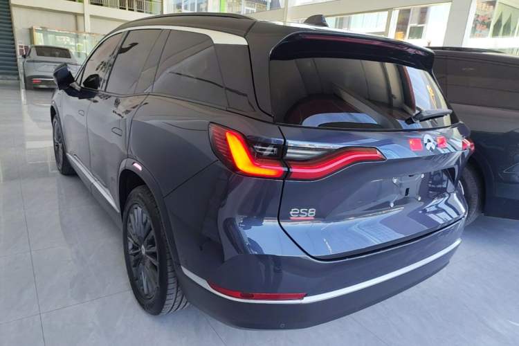 Used Nio ES8 2020 415 km Range 6-Seater Version Rear Left 45 Deg