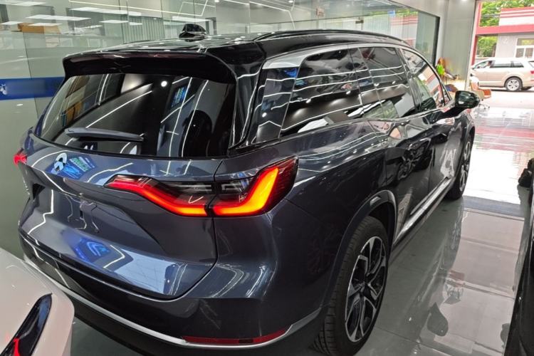 Used Nio ES8 2020 415 KM Signature Edition 7-Seater Version Rear Right 45 Deg