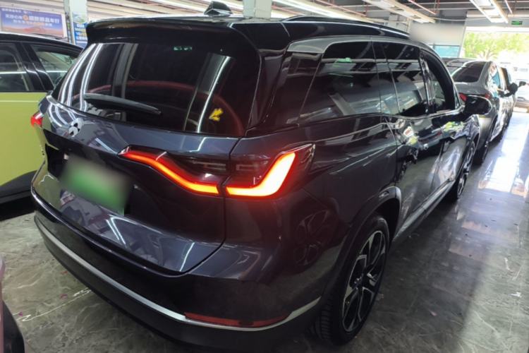 Used Nio ES8 2020 415 km Signature Edition 6-Seater Version Rear Right 45 Deg