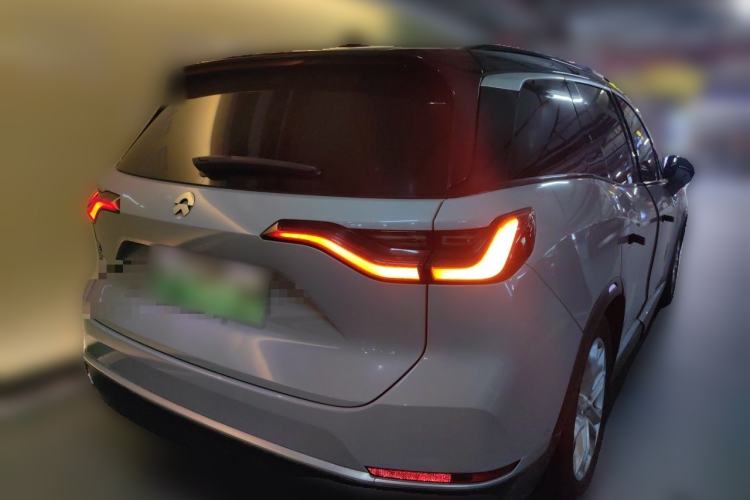 Used Nio ES8 2020 415 km Range 7-Seater Version Rear Right 45 Deg