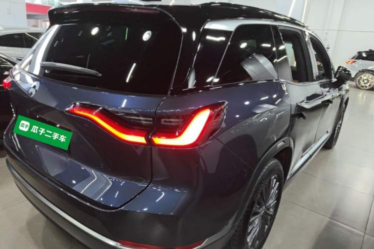 Used Nio ES8 2020 415 km Range 6-Seater Version Rear Right 45 Deg