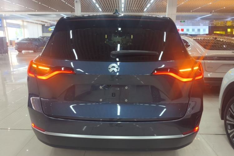 Used Nio ES8 2020 415 km Range 6-Seater Version Rear