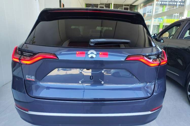 Used Nio ES8 2020 415 km Range 6-Seater Version Rear