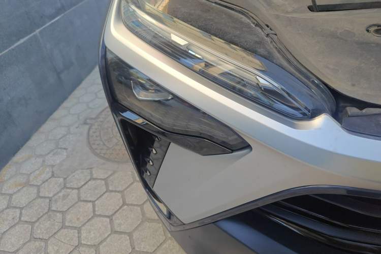 Used Nio ES8 2020 415 km Signature Edition 6-Seater Version Right Front Headlight