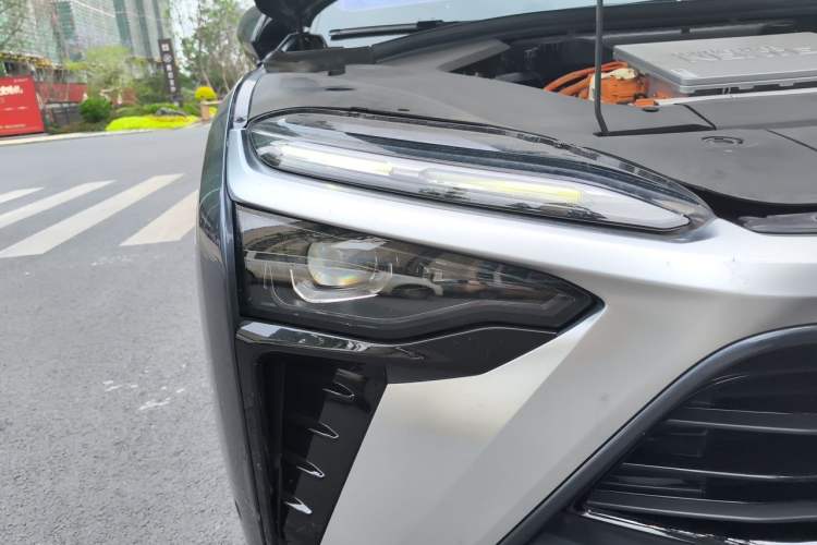 Used Nio ES8 2020 415 km Signature Edition 6-Seater Version Right Front Headlight