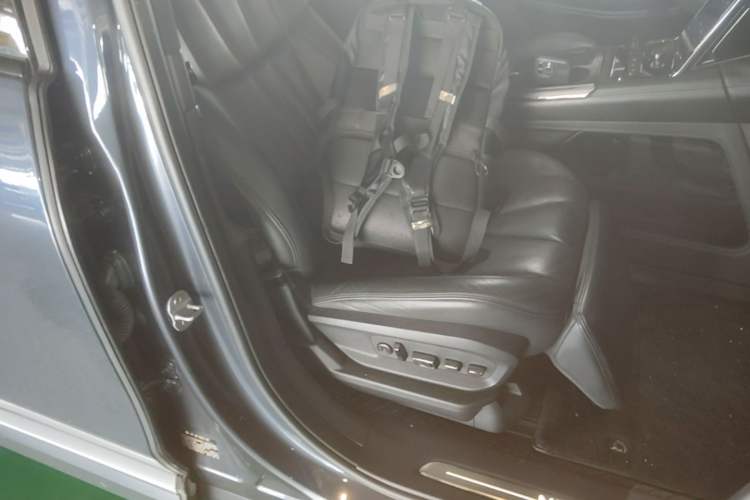 Used Nio ES8 2020 415 km Range 7-Seater Version Right Front Seat