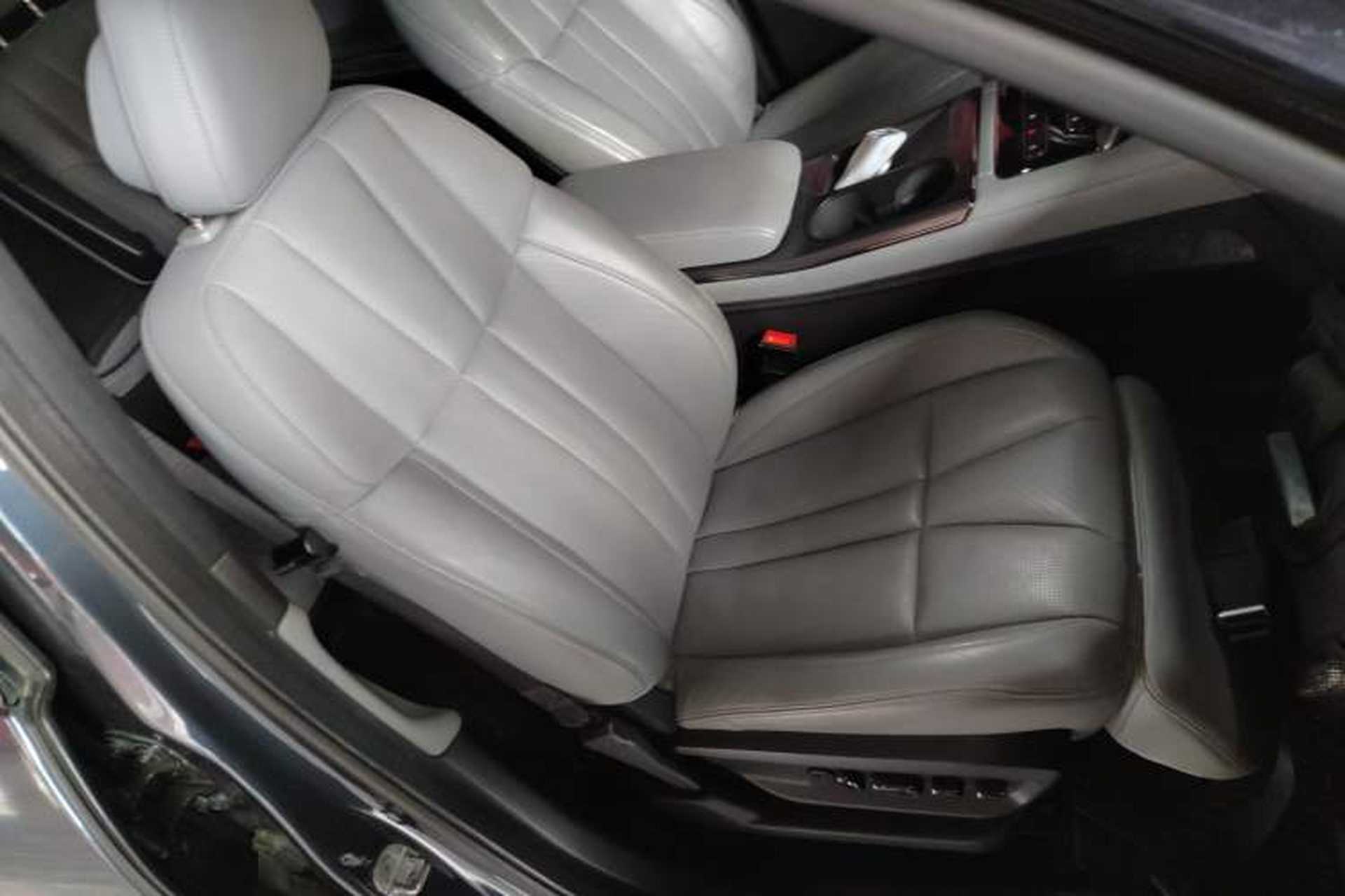 Used Nio ES8 2020 580 km Range Signature Edition Six-Seater Version Right Front Seat