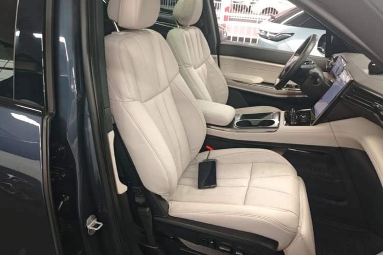 Used Nio ES8 2020 580 km Range Six-Seater Version Right Front Seat