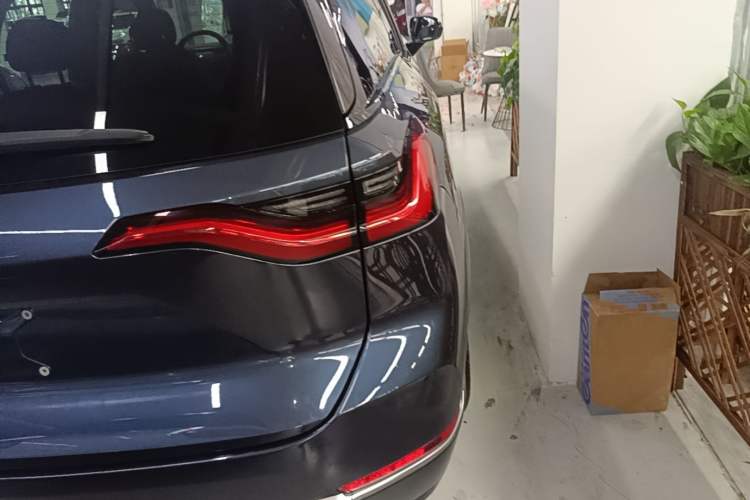 Used Nio ES8 2020 580 km Range Six-Seater Version Right Rear Taillight
