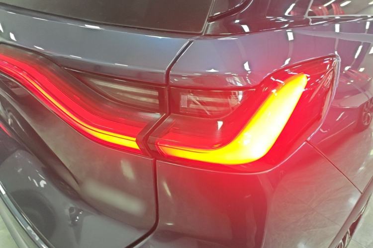 Used Nio ES8 2020 580 km Range Six-Seater Version Right Rear Taillight
