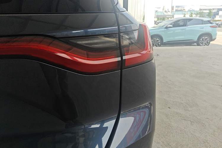 Used Nio ES8 2020 580 km Signature Edition 7-Seater Version Right Rear Taillight