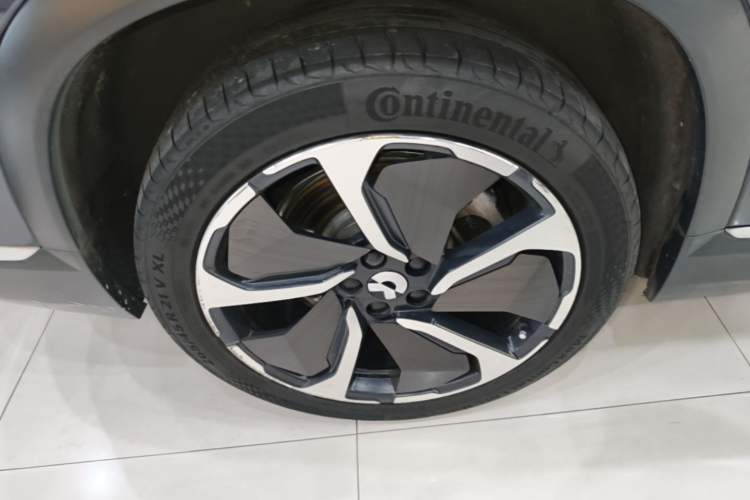 Used Nio ES8 2020 415 km Signature Edition 6-Seater Version Right Rear Wheel Hub