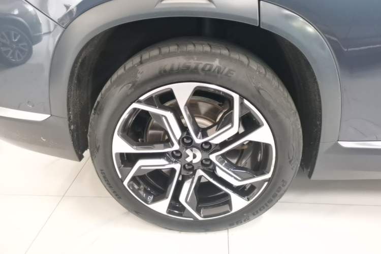 Used Nio ES8 2020 580 km Range Signature Edition Six-Seater Version Right Rear Wheel Hub
