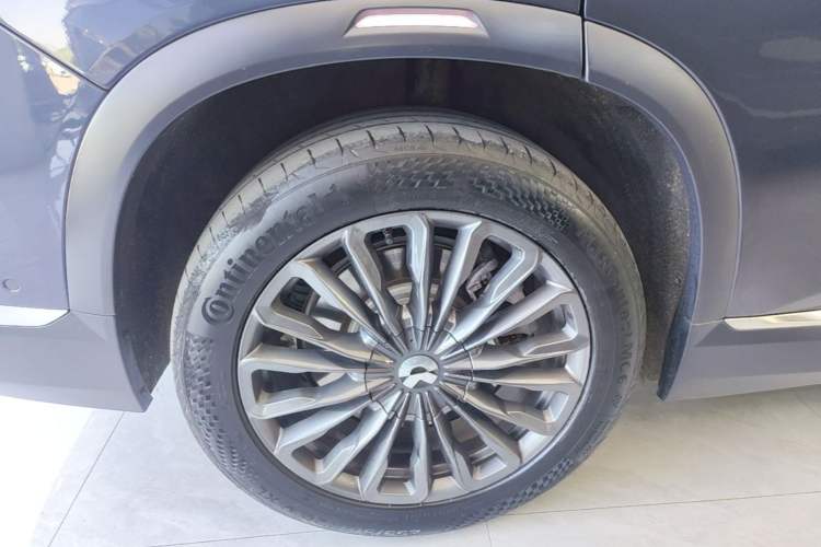 Used Nio ES8 2020 415 km Range 6-Seater Version Right Rear Wheel Hub