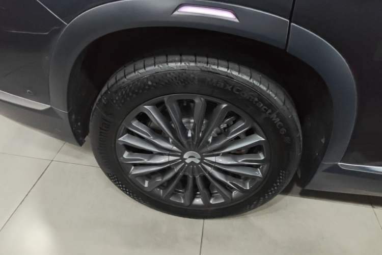 Used Nio ES8 2020 415 km Range 6-Seater Version Right Rear Wheel Hub