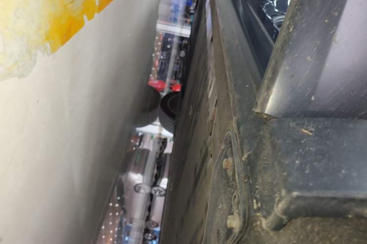 Used Nio ES8 2020 580 km Range Six-Seater Version Right Side Sill