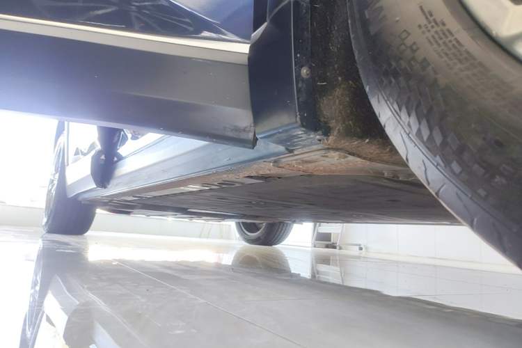 Used Nio ES8 2020 415 km Range 6-Seater Version Right Side Sill