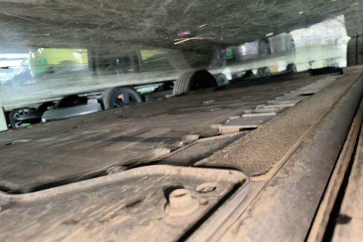 Used Nio ES8 2020 580 km Range Six-Seater Version Right Side Sill