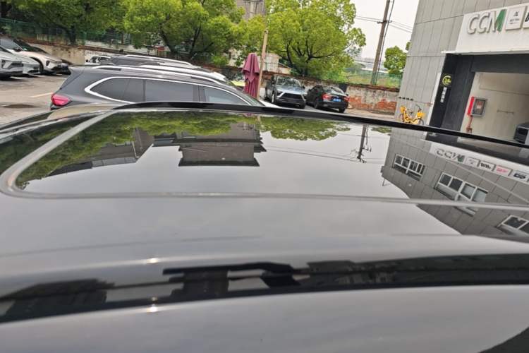 Used Nio ES8 2020 415 km Range 6-Seater Version Roof